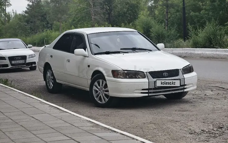 Toyota Camry 2000 года за 3 300 000 тг. в Караганда