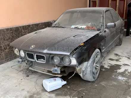 BMW 520 1993 года за 1 600 000 тг. в Туркестан