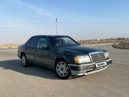 Mercedes-Benz E 230 1991 года за 1 500 000 тг. в Актау – фото 5