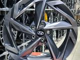 HYUNDAI на 18 новые диски за 230 000 тг. в Астана – фото 2