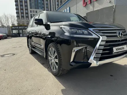 Lexus LX 570 2017 года за 50 000 000 тг. в Астана – фото 14