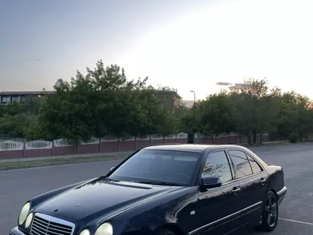 Mercedes-Benz E 280 1996 года за 1 888 888 тг. в Караганда – фото 3