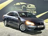 Volkswagen Passat 2013 года за 6 500 000 тг. в Атырау – фото 3