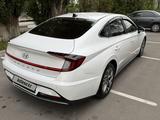Hyundai Sonata 2023 годаүшін10 800 000 тг. в Алматы – фото 5