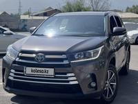 Toyota Highlander 2018 года за 18 500 000 тг. в Алматы