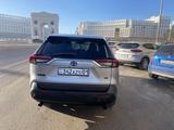 Toyota RAV4 2022 года за 15 000 000 тг. в Астана – фото 4