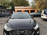 Hyundai Sonata 2018 годаүшін9 000 000 тг. в Алматы