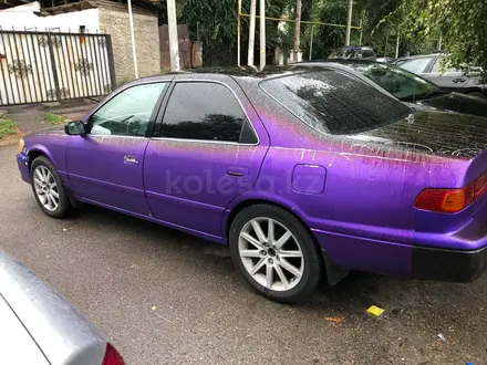 Toyota Camry 2000 года за 3 000 000 тг. в Алматы – фото 6