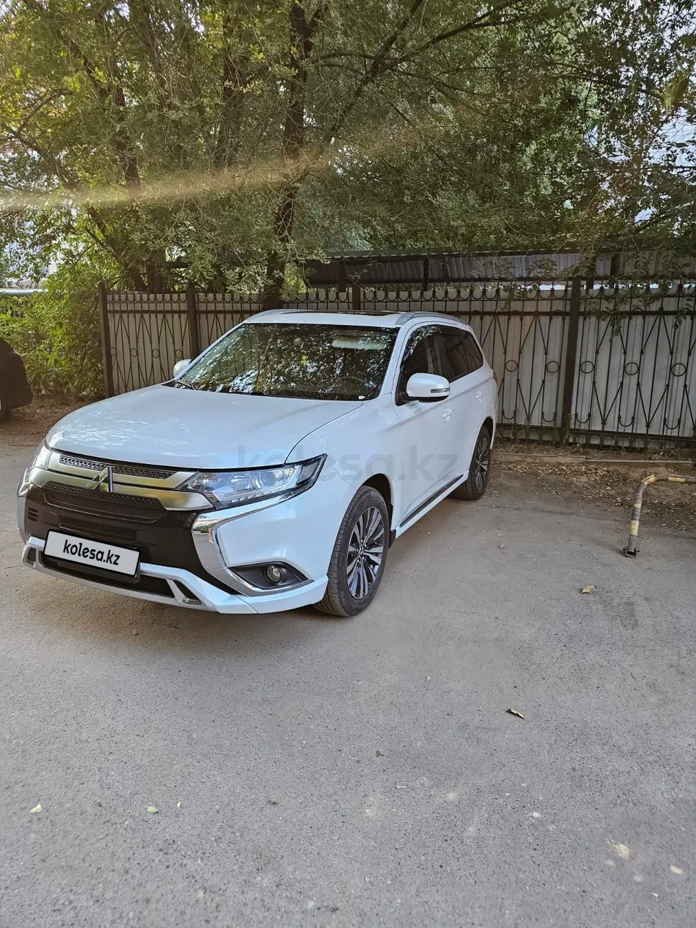 Mitsubishi Outlander, 2022