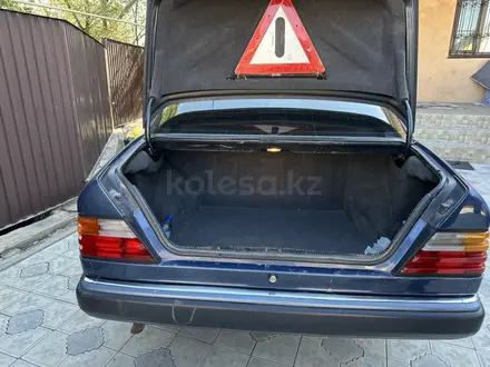 Mercedes-Benz E 200 1991 года за 1 200 000 тг. в Алматы – фото 7