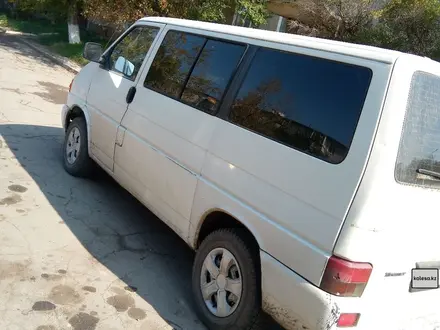 Volkswagen Transporter 1998 года за 2 600 000 тг. в Астана – фото 2