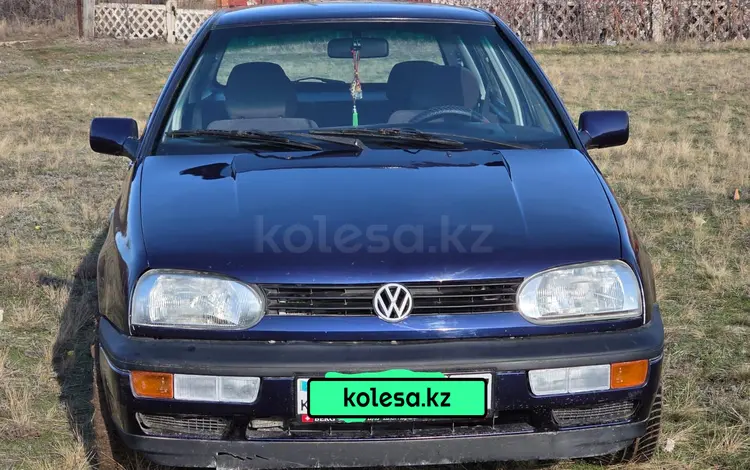 Volkswagen Golf 1995 года за 1 800 000 тг. в Уральск