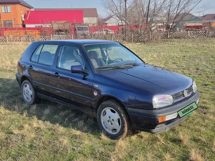 Volkswagen Golf 1995 года за 1 800 000 тг. в Уральск – фото 4