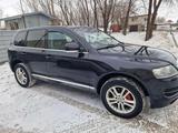 Volkswagen Touareg 2006 годаүшін5 500 000 тг. в Уральск