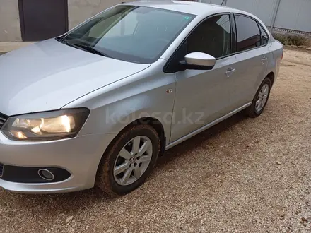 Volkswagen Polo 2014 года за 4 900 000 тг. в Атырау – фото 3