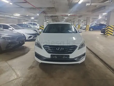 Hyundai Sonata 2015 года за 7 900 000 тг. в Астана