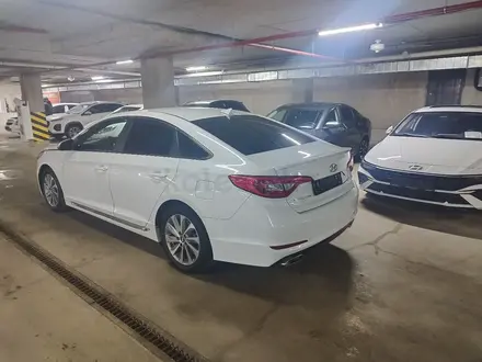 Hyundai Sonata 2015 года за 7 900 000 тг. в Астана – фото 3