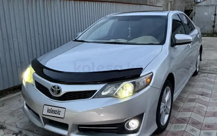 Toyota Camry 2012 года за 4 800 000 тг. в Атырау