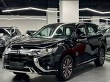 Mitsubishi Outlander 2023 года за 13 590 000 тг. в Астана – фото 2