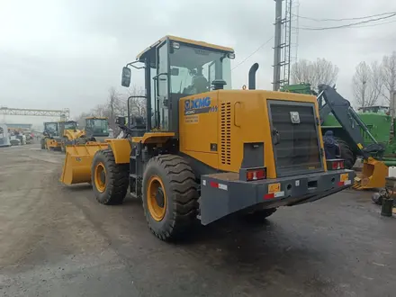 XCMG  Погрузчик фронтальный XCMG LW330KZ 2025 года в Астана – фото 12
