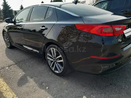 Kia K5 2014 года за 7 700 000 тг. в Алматы – фото 12