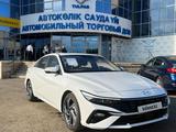 Hyundai Elantra 2022 года за 9 250 000 тг. в Уральск – фото 2
