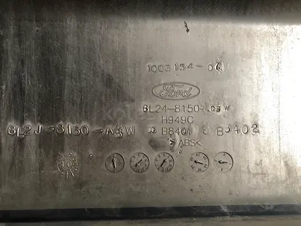 Решетка радиатора Ford Explorer за 60 000 тг. в Алматы – фото 2