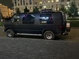 Dodge Ram Van 1991 года за 4 000 000 тг. в Астана – фото 2