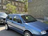 Volkswagen Golf 1993 года за 2 300 000 тг. в Астана