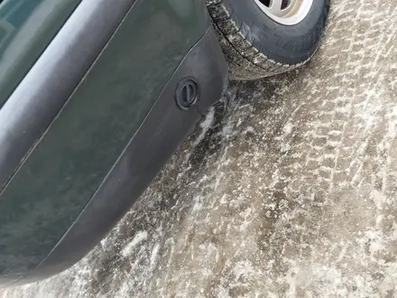 Volkswagen Passat 1997 года за 1 900 000 тг. в Уральск – фото 7