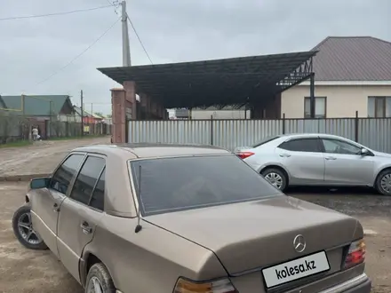 Mercedes-Benz E 300 1991 года за 1 100 000 тг. в Алматы – фото 4