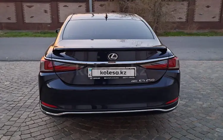 Lexus ES 250 2023 годаүшін23 000 000 тг. в Шымкент