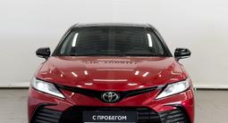 Toyota Camry 2021 года за 14 550 000 тг. в Астана – фото 5