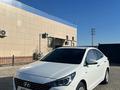 Hyundai Accent 2021 года за 8 800 000 тг. в Атырау