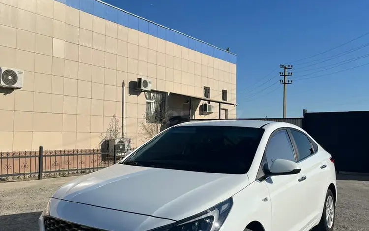 Hyundai Accent 2021 годаfor8 800 000 тг. в Атырау