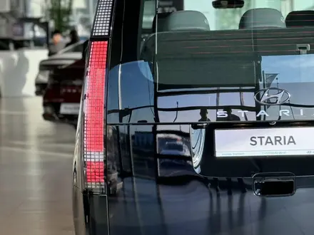 Hyundai Staria 2023 года за 23 751 000 тг. в Шымкент – фото 7