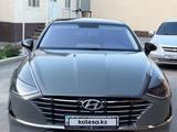 Hyundai Sonata 2023 года за 11 600 000 тг. в Шымкент – фото 2