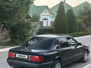 Audi 100