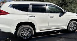 Mitsubishi Pajero Sport 2017 годаүшін14 990 000 тг. в Астана – фото 3