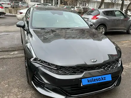 Kia K5 2020 года за 15 500 000 тг. в Алматы