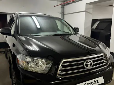 Toyota Highlander 2011 года за 10 900 000 тг. в Алматы