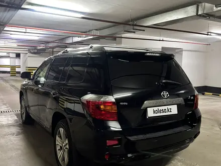 Toyota Highlander 2011 года за 10 900 000 тг. в Алматы – фото 20