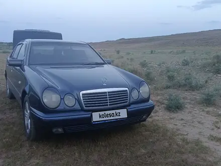 Mercedes-Benz E 280 1997 года за 3 100 000 тг. в Сатпаев – фото 17