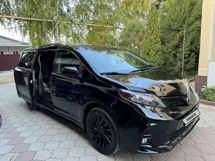 Toyota Sienna 2019 года за 13 500 000 тг. в Алматы – фото 9