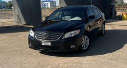 Toyota Camry 2011 года за 4 500 000 тг. в Уральск – фото 2