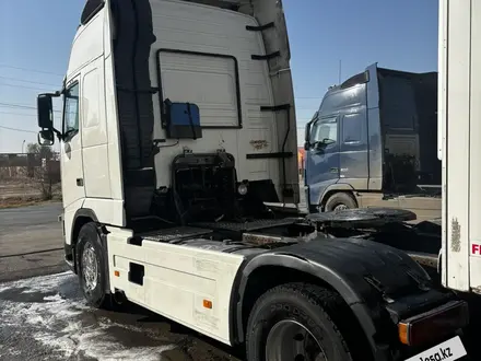 Volvo  FH 2005 года за 17 500 000 тг. в Шымкент – фото 12