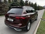 Volkswagen Tiguan 2021 года за 20 500 000 тг. в Алматы – фото 4