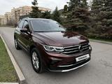 Volkswagen Tiguan 2021 года за 19 500 000 тг. в Алматы – фото 2