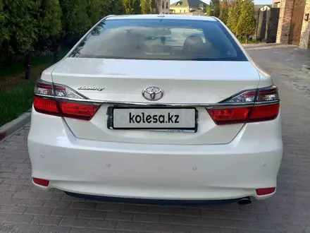 Toyota Camry 2017 года за 14 500 000 тг. в Шымкент – фото 3