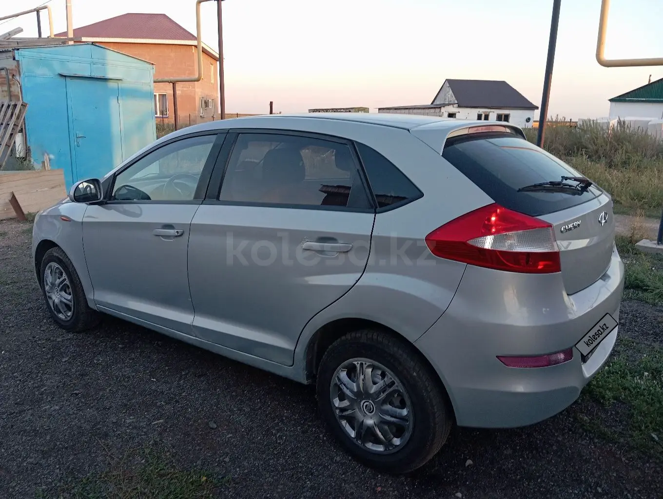 Chery Very, 2013